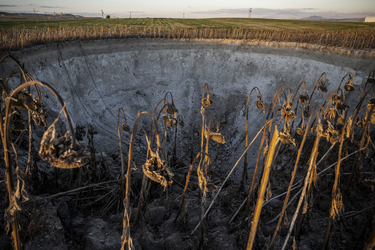 On the Edge of the Sinkholes