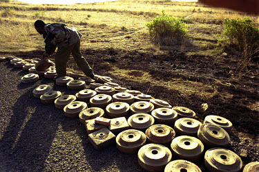 Border conflict between Ethiopia and Eritrea. Ethiopian soldier with landmines.