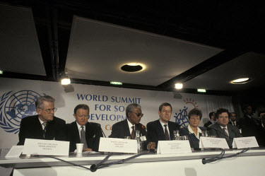Press conference at the World Summit for Social Development. Nelson Mandela (centre) shares the stage with the leaders of (from left) Sweden, Finland, Denmark and Norway.