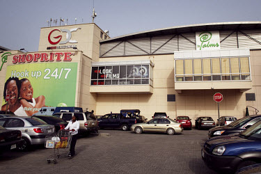 The Palms shopping mall is the first of its kind in Nigeria, with big box retailers, a cinema, supermarket and food court. It is built along the Lekki Expressway which leads to a mostly new area of ga...