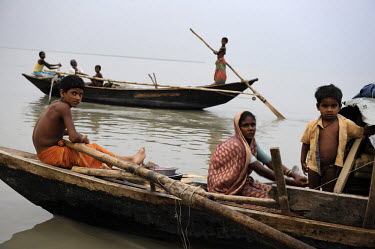 Due to overpopulation, poverty and a combination of natural phenomenon, such as land erosion and increased frequency of cyclones and floods, many people in Bangladesh's delta region have lost their ho...