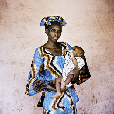 A woman and her baby in Bamako.