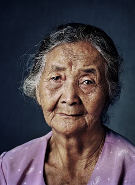 Icih (born 1926) was one of tens of thousands of 'comfort women' forced into prostitution by the Japanese military during World War II.After her first husband was shot to death by the Japanese, the yo...