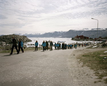 A luxury cruise liner has organised a tour of Uummannaq Bay for its passengers.