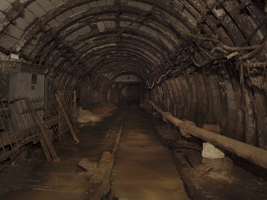 A tunnel in the Navagrodovskaya coal mine, West Donetsk.
