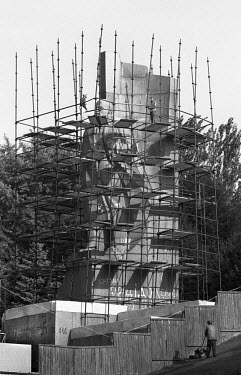 Workers prepare for the demolition of a Lenin statue on the Square of the October Revolution in central Kiev during the run-up to Ukraine's declaration of independence in 1991. The location of the sta...