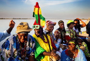 Visitors attending the Festival sur le Niger.