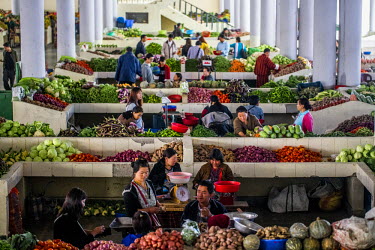 Centenary Farmer's Market in Thimphu selling vegetables and fruit.