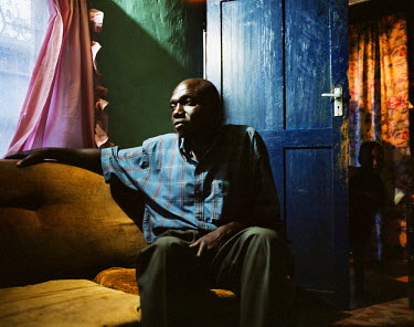Billal, seated in his house in Kibera, waits for his wife to come home from the madrasa where she teaches. His wages from his job as a telecoms technician are low so he suppliments it by renting rooms...