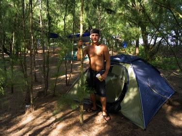 Rico is from New York and has lived on Hawaii for several years, the last few months on Maui. ~Hawaii has the highest per capita rate of homelessness in the USA.