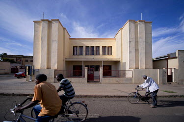 The building of the former worker's club, now the National Union of Eritrean Women's Office. Built in 1939/40, Asmara is a showcase of 1930s Italian Art Deco architecture. Initially brought to the reg...