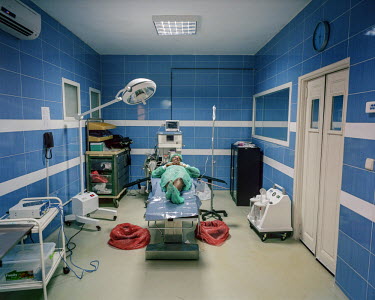 A patient is waiting for the anesthetist in a NEST private healthcare operating theatre. NEST offers a complete medical service for women and young children, especially paediatric and maternity servic...