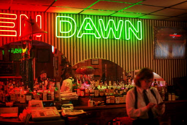 USA, Ohio, Youngstown. The old diner and bar ^Golden Dawn^ used to be one of many hangouts for the working class in Youngstown who worked at the many steel mills. 30.000 used to work in the mills, tod...