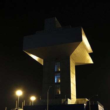 A control tower built during the Panama Canal Expansion project. When the Panama Canal Expansion is complete, 26 June 2016, ships specified as New Panimax, 320.04m (1,050ft) (l) x 33.54m (110ft) (w) x...