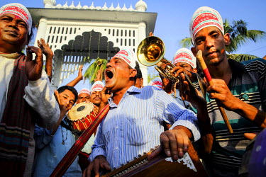 Folk singers performing at the Lalon Mela, a musical festival celebrating the death of Lalon Shah, a Bengali Baul mystic and saint whose teachings are followed by both Hindus and Sufi Muslims.
