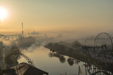A view of the Sana River and the city in the early morning.