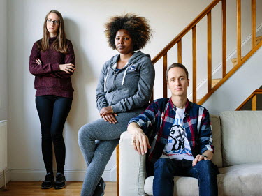 Australian social worker Emily Reynolds and her Dutch boyfriend Gijs Van Amelsvoort are hosting Areej, a refugee from Sudan, in West London. The three spend time together watching movies and sharing m...
