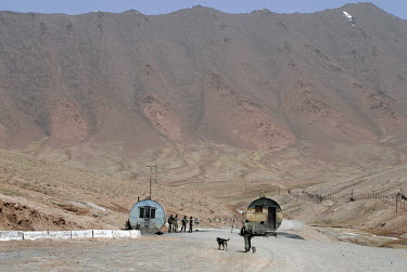 The checkpoint at the border between Tajikistan and Kyrgyzstan, situated on the Kyzyl Art Pass, 4282 metres high.