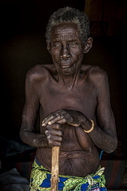 Celina Pundori (86), a blind South Sudanese refugee. She has lived through colonial times, independence, the wars against the north and southern civil war.