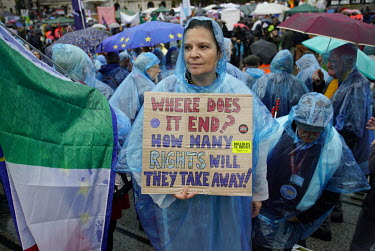 Campaigners from @the3million, a group that campaigns for EU citizens' rights in the UK and for UK citizens' rights in the EU after Brexit, gather in Trafalgar Square in the rain to make their case we...