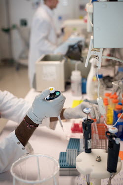 HIV/AIDS researchers in a laboratory at the Institut Pasteur.
