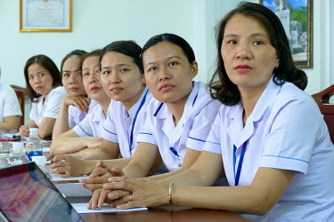 A coaching session for health workers on Early Essential Newborn Care held at the Hai Chau Hospital.