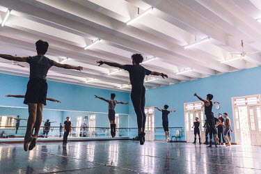 Dancers practice in the Ballet Nacional de Cuba rehearsal studios.