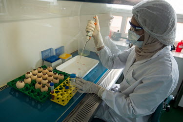 Research technician Rabab Amautakh working in the quality control unit of the MCI Sante Animale laboratory where MCI is developing a bivalent Rift Valley Fever (RVF)/Lumpy Skin Disease (LSD) vaccine f...