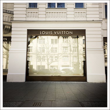 The closed Louis Vuitton shop on the Kurfuerstendamm.  The Berliner Ku'damm is lined with luxury boutiques, hotels and restaurants. The coronavirus has resulted in deserted pavements and most of the s...