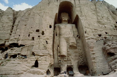 The 'Western' Bamiyan Buddha (6th-7th century CE), one of two giant rock-carved Buddha statues prior to their destruction by the Taliban in 2001.