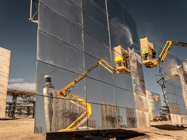 Cleaning the heliostats at the Cerro Dominador Solar Power Plant, a 210-megawatt (MW) combined concentrated solar power and photovoltaic plant in the Atacama desert. The plant works on an approximate...