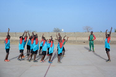 Pupils training at the Denro de Koudougou association which offers a mixed sport-study football course from primary school onwards. The first in West Africa, and probably in Africa, it helps motivate...