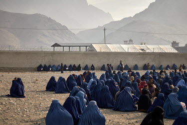 1000 Internally displaced families wait to recieve aid from UNHCR in the form of a cash distribution to help them through the winter. 668,000 people were forced from their homes in Afghanistan since t...