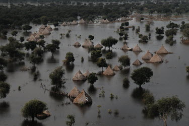 Flooded villages in Unity State. 2021 is the third year in a row of extreme flooding that has deprived people of their livelihoods and ruined crops. Some areas have been under water for over a year.