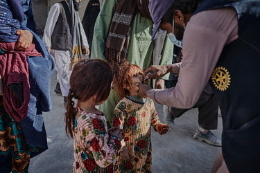 The polio vaccine is administered at the border crossing between Afghanistan and Pakistan in Spin Boldak. Afghanistan and Pakistan are the last two countries in the world to have cases of the polio vi...