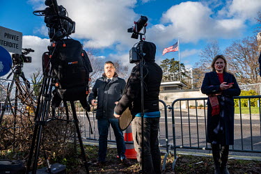 International press reporting from outside the US Mission in Geneva, as Russian and US diplomats hold talks over tensions in Ukraine.
