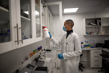 Scientist Emile Hendricks photographed in the quality control room at the Afrigen Biologics facility.