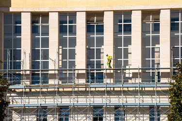 Scaffolding on the facade of the Palais des Nations, part of the USD 800 million renovation and construction project at the United Nations Office at Geneva (UNOG).