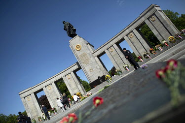The Soviet war memorial in the Tiergarten on 8 May 2022, the 77th anniversary of the 1945 victory against Nazi Germany and the end of World War Two. Due to Russia's invasion of Ukraine the ceremony to...
