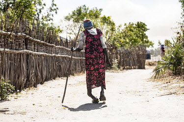 A elderly woman waits to be seen outside the Medair clinic in Padeah.   Since the end of 2013, conflict has cost almost 400,000 lives and left six million people, of a population of 11 million, desper...