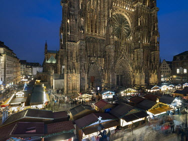 The facade of Strasbourg Cathedral during the Christmas market.